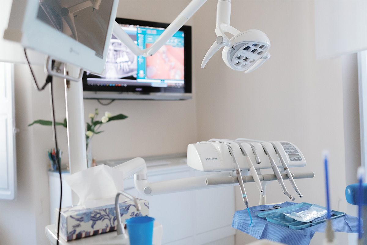 studio-dentistico-ancona-akhyari-urgenze odontoiatriche studio 125